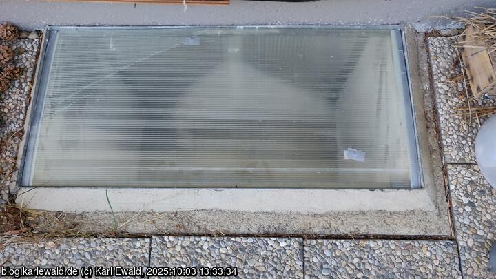 Die Stegplatte liegt im Rahmen
